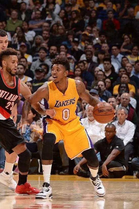 对阵老东家热那亚，何塞普-马丁内斯迎来国米生涯意甲首秀