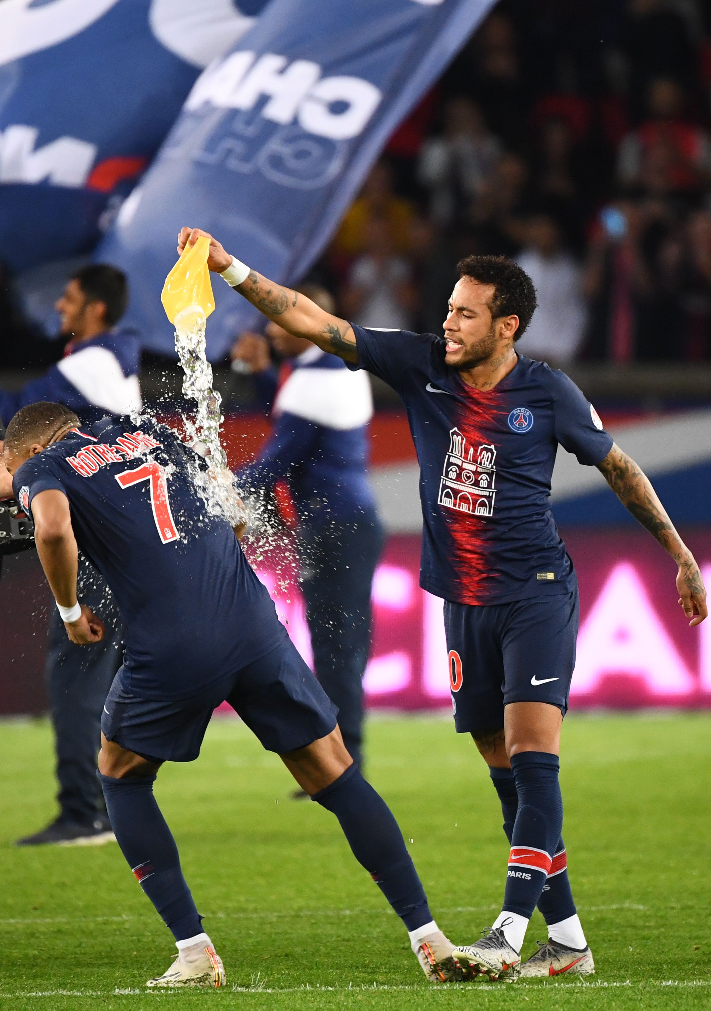 五外拉开体 五外拉开体